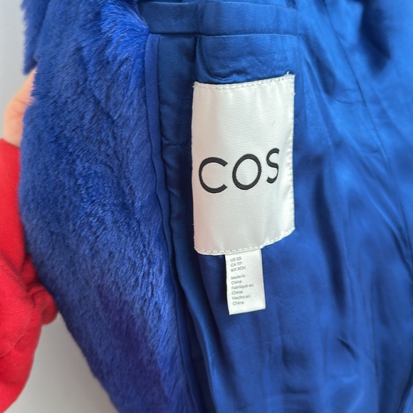 COS blue ultramarine Faux Fur Coat XS - Picture 4 of 4